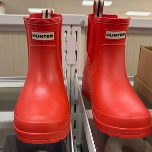 Hunter Vibrant Red Waterproof Boots Brand New NWT